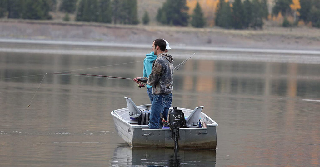 how to choose the right outboard motor for boat